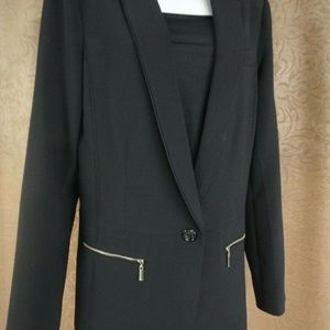 WHITE HOUSE BLACK MARKET BLACK ONE BUTTON BLAZER 6